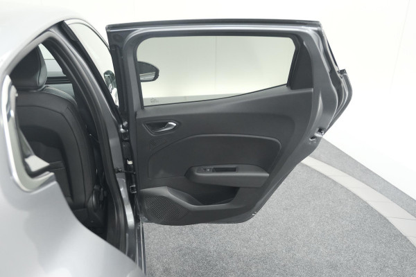 Renault Clio 1.6 E-Tech Full Hybrid 145 Techno | 360 Camera | Bose Audio | Stoelverwarming | 9.3 Inch Groot Scherm