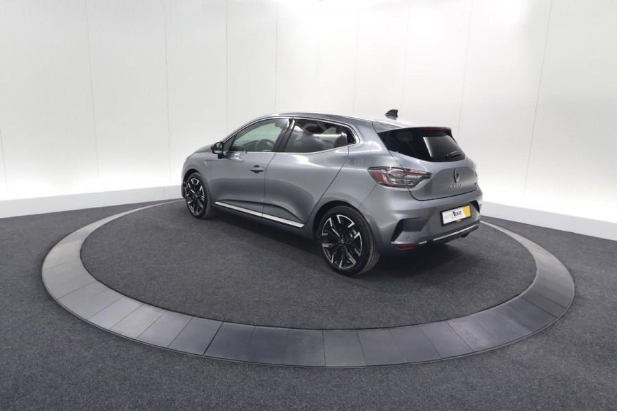 Renault Clio 1.6 E-Tech Full Hybrid 145 Techno | 360 Camera | Bose Audio | Stoelverwarming | 9.3 Inch Groot Scherm