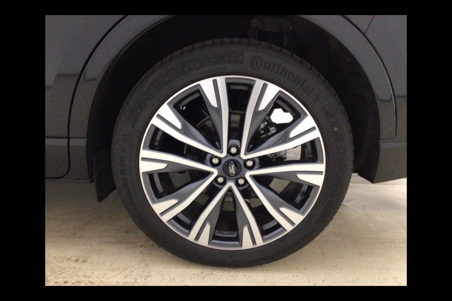 Ford Kuga 2.5 PHEV Vignale 225pk | Driver Assistance Pack | Wegklapbare Trekhaak | Technology Pack | Winterpack | 20 Inch Lichtmetalen Velgen | Verlengde Fabrieksgarantie tot 06-2028