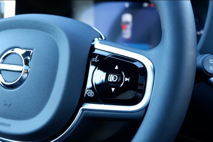 Volvo XC60 2.0 T6 AWD PHEV Long Range Ultra Black Ed Massage/Luchtvering/Pa