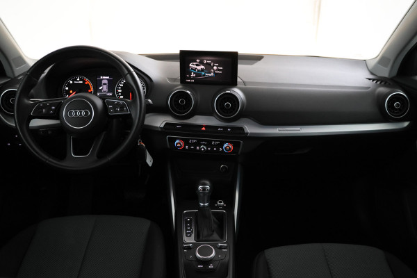 Audi Q2 30 TFSI S Edition Automaat, Navigatie, Climate,
