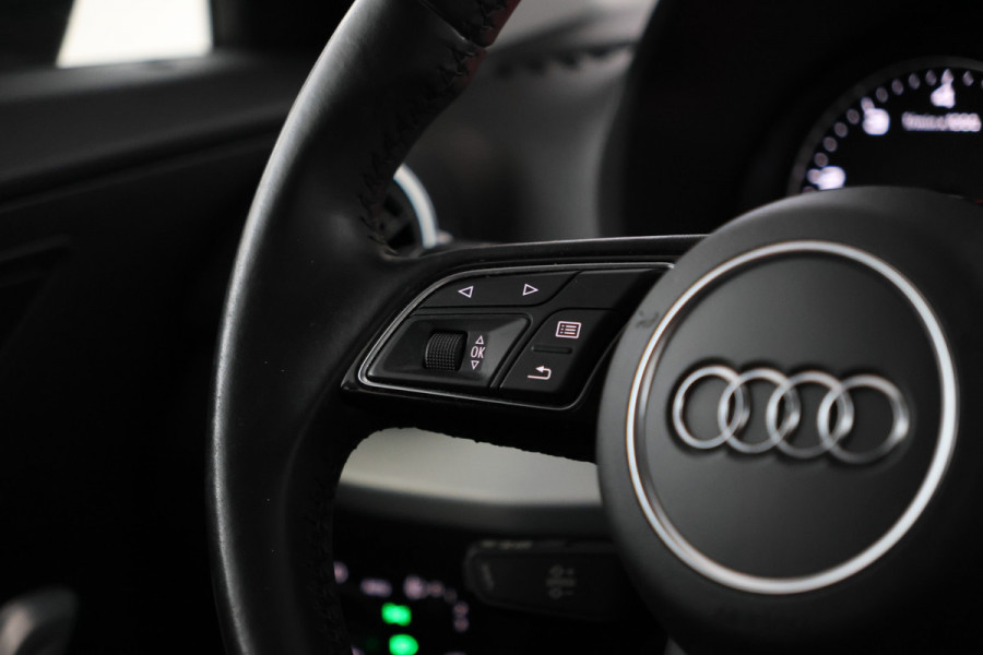Audi Q2 30 TFSI S Edition Automaat, Navigatie, Climate,