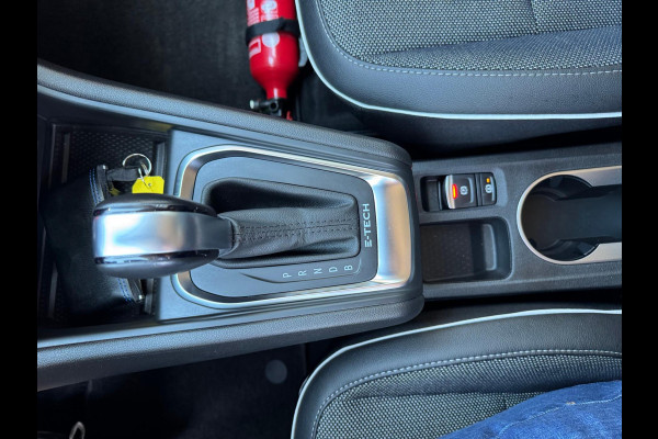 Renault Captur 1.6 E-Tech Hybrid 145 Intens Camera / Navi / LM velgen