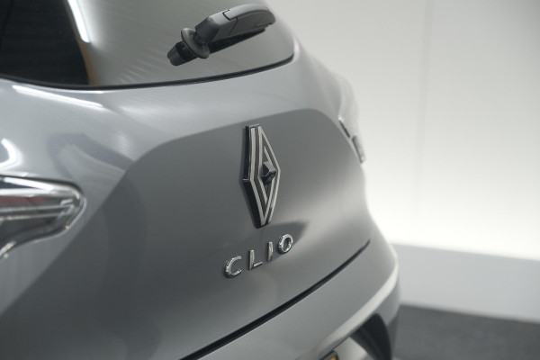 Renault Clio TCe 90 GPF techno | 360 Camera | Dodehoekdetectie | Adaptieve Cruise Control