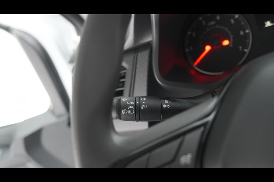 Renault Trafic 2.0 dCi 150 T30 L2H1 Comfort | Navigatie | Vloerplaat | Airco | Parkeersensoren | Apple Carplay