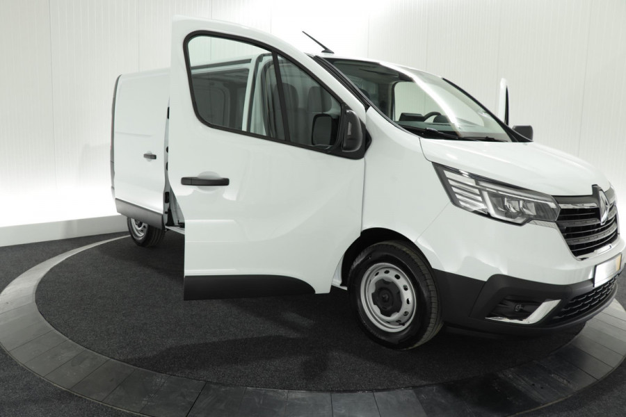 Renault Trafic 2.0 dCi 150 T30 L2H1 Comfort | Navigatie | Vloerplaat | Airco | Parkeersensoren | Apple Carplay