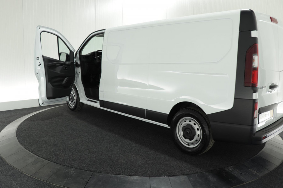 Renault Trafic 2.0 dCi 150 T30 L2H1 Comfort | Navigatie | Vloerplaat | Airco | Parkeersensoren | Apple Carplay