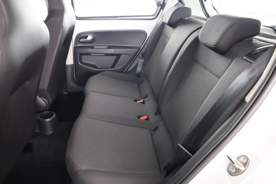 Volkswagen up! 1.0 65 pk | Verlengde garantie | Navigatie via App | Autom. airco | Cruise control | Parkeersensoren achter | Achteruitrijcamera |