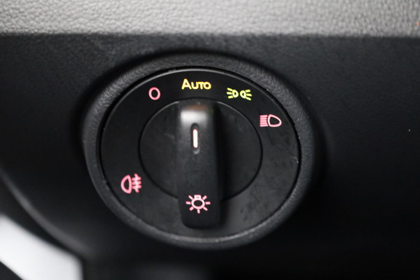 Volkswagen up! 1.0 65 pk | Verlengde garantie | Navigatie via App | Autom. airco | Cruise control | Parkeersensoren achter | Achteruitrijcamera |