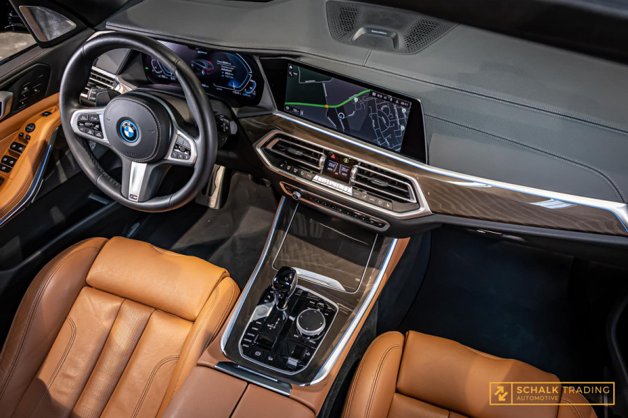 BMW X5 XDrive45e High Executive|Pano|B&W|Full option|Dealer