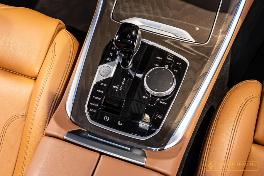 BMW X5 XDrive45e High Executive|Pano|B&W|Full option|Dealer