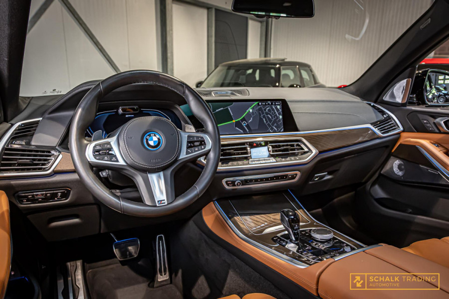 BMW X5 XDrive45e High Executive|Pano|B&W|Full option|Dealer