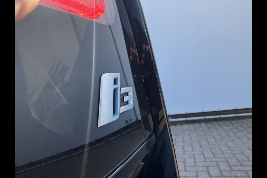 BMW i3 Basis 94Ah 33 kWh Pano Leder Harman-Kardon Nav/Cam 19 Inch veel opties!