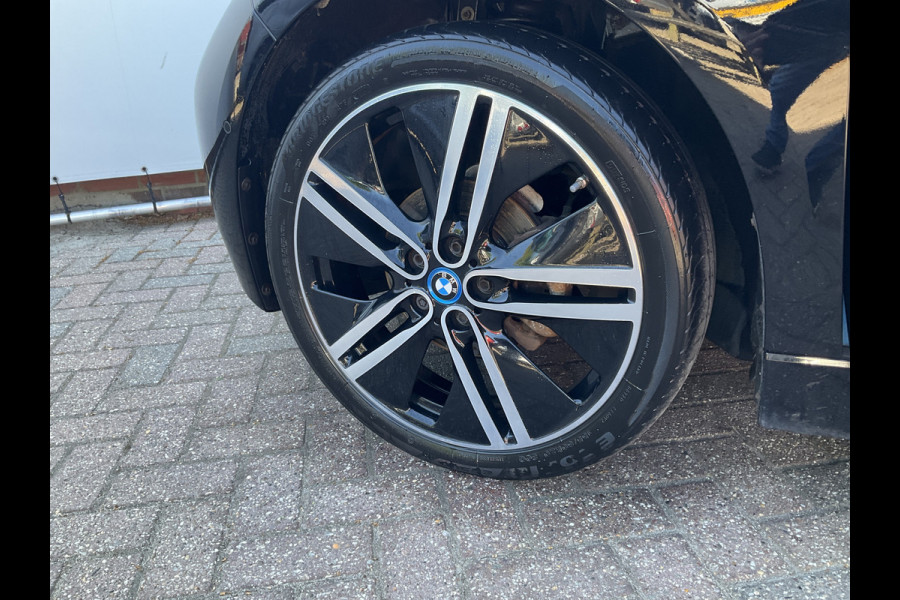 BMW i3 Basis 94Ah 33 kWh Pano Leder Harman-Kardon Nav/Cam 19 Inch veel opties!
