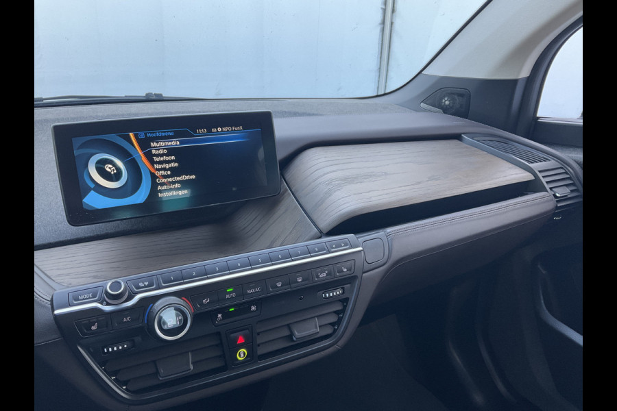 BMW i3 Basis 94Ah 33 kWh Pano Leder Harman-Kardon Nav/Cam 19 Inch veel opties!