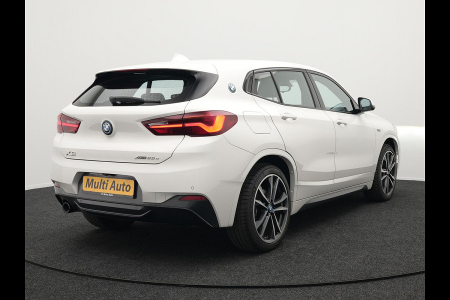 BMW X2 xDrive25e M Sport Plug In Hybrid 220pk Dealer O.H PHEV | Adaptive Cruise | Head Up | Lederen Sportstoelen | Camera | 19"L.M | Apple Carplay | Sfeerverlichting | Stuurverwarming |