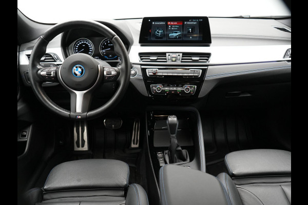 BMW X2 xDrive25e M Sport Plug In Hybrid 220pk Dealer O.H PHEV | Adaptive Cruise | Head Up | Lederen Sportstoelen | Camera | 19"L.M | Apple Carplay | Sfeerverlichting | Stuurverwarming |