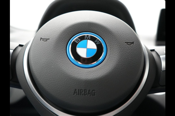 BMW X2 xDrive25e M Sport Plug In Hybrid 220pk Dealer O.H PHEV | Adaptive Cruise | Head Up | Lederen Sportstoelen | Camera | 19"L.M | Apple Carplay | Sfeerverlichting | Stuurverwarming |