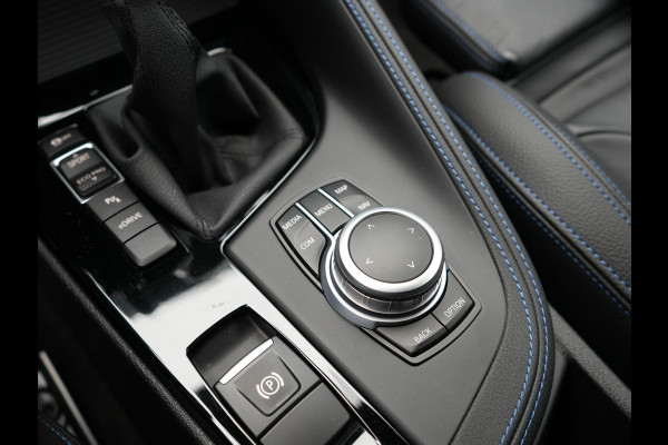 BMW X2 xDrive25e M Sport Plug In Hybrid 220pk Dealer O.H PHEV | Adaptive Cruise | Head Up | Lederen Sportstoelen | Camera | 19"L.M | Apple Carplay | Sfeerverlichting | Stuurverwarming |