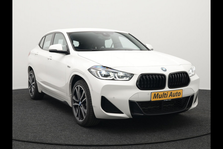 BMW X2 xDrive25e M Sport Plug In Hybrid 220pk Dealer O.H PHEV | Adaptive Cruise | Head Up | Lederen Sportstoelen | Camera | 19"L.M | Apple Carplay | Sfeerverlichting | Stuurverwarming |