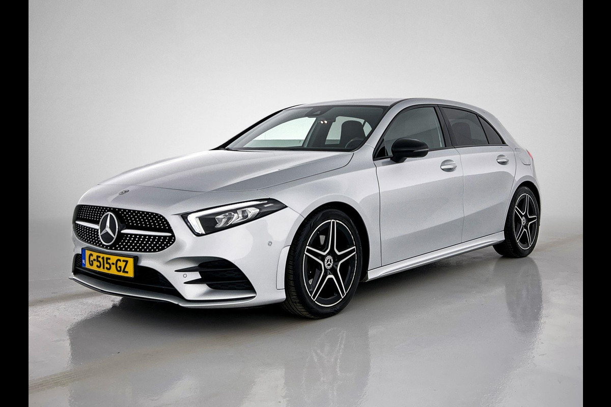 Mercedes-Benz A-Klasse 180 Business Solution AMG(NL auto, Dealer onderhoud, Navi Groot, StoelV, Parkeersensoren, Carplay, Etc) Mercedes-Benz A-Klasse 180 Business Solution AMG(NL auto, Dealer onderhoud, Navi Groot, StoelV, Parkeersensoren, Carplay, Etc)