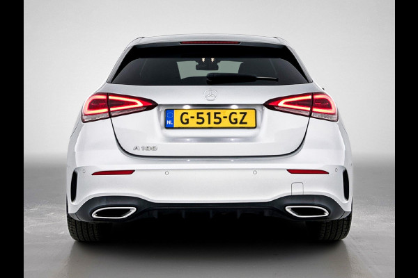 Mercedes-Benz A-Klasse 180 Business Solution AMG(NL auto, Dealer onderhoud, Navi Groot, StoelV, Parkeersensoren, Carplay, Etc)