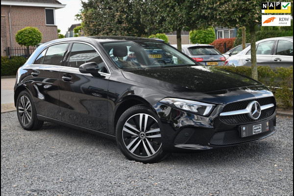 Mercedes-Benz A-Klasse 250 e Progressive 218 PK Widescreen Half/Leer Sfeerverlichting LED 17''