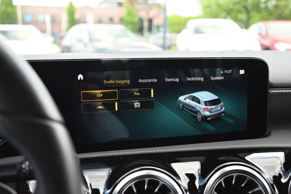 Mercedes-Benz A-Klasse 250 e Progressive 218 PK Widescreen Half/Leer Sfeerverlichting LED 17''