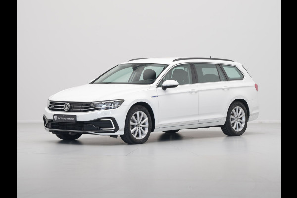 Volkswagen Passat Variant 1.4 TSI 218pk PHEV GTE Navigatie Camera Side Assist Stoelverwarming 112