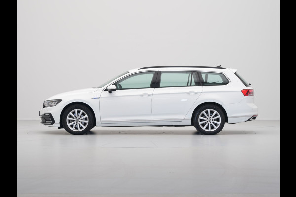 Volkswagen Passat Variant 1.4 TSI 218pk PHEV GTE Navigatie Camera Side Assist Stoelverwarming 112