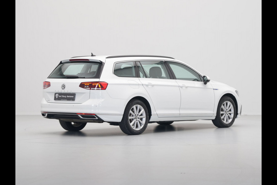 Volkswagen Passat Variant 1.4 TSI 218pk PHEV GTE Navigatie Camera Side Assist Stoelverwarming 112