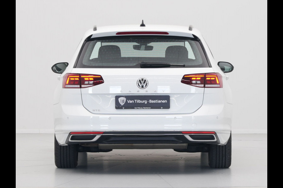 Volkswagen Passat Variant 1.4 TSI 218pk PHEV GTE Navigatie Camera Side Assist Stoelverwarming 112