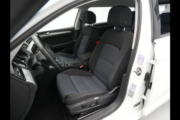 Volkswagen Passat Variant 1.4 TSI 218pk PHEV GTE Navigatie Camera Side Assist Stoelverwarming 112