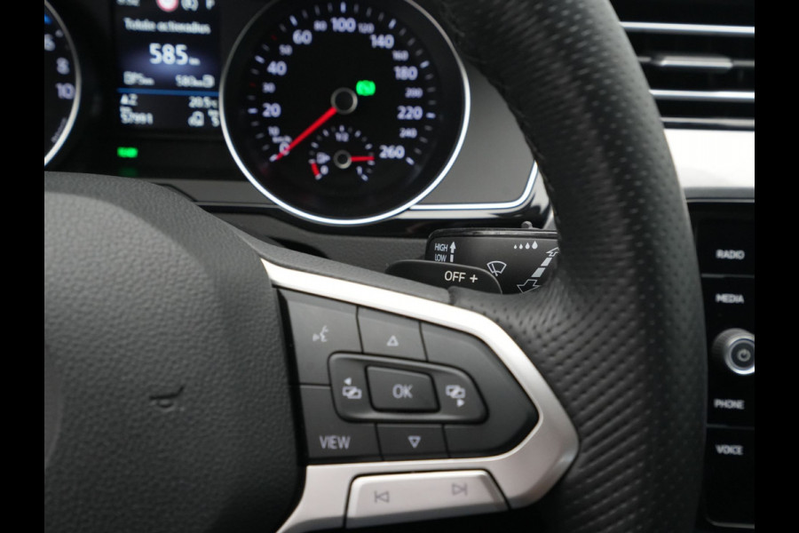 Volkswagen Passat Variant 1.4 TSI 218pk PHEV GTE Navigatie Camera Side Assist Stoelverwarming 112