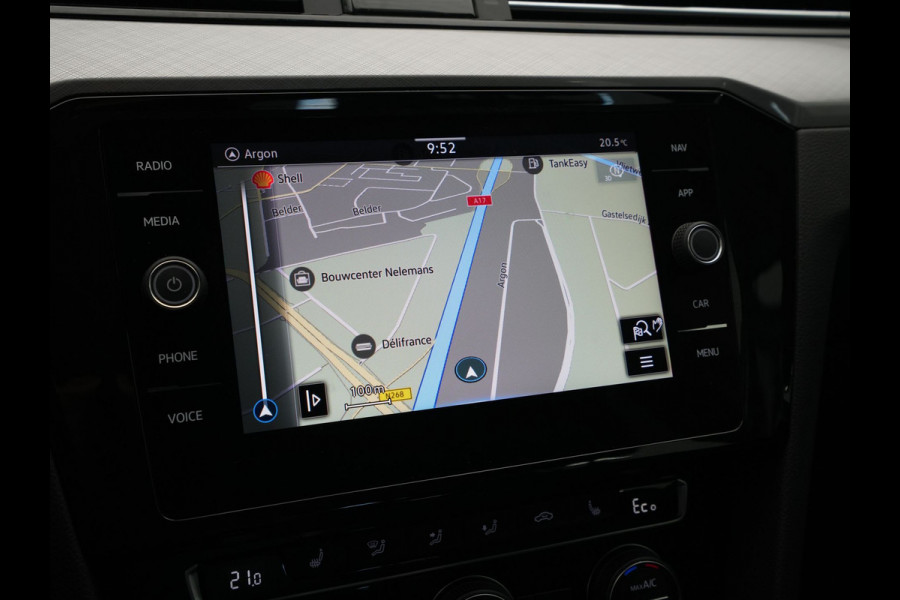 Volkswagen Passat Variant 1.4 TSI 218pk PHEV GTE Navigatie Camera Side Assist Stoelverwarming 112