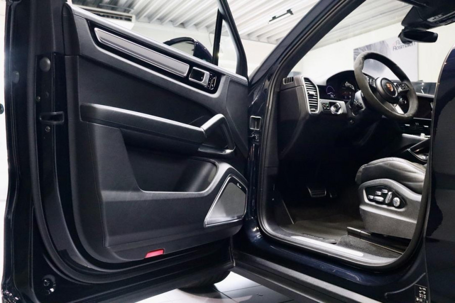 Porsche Cayenne 4.0 Turbo |4wStur|PANO|PDLS+|PSCB remschijven