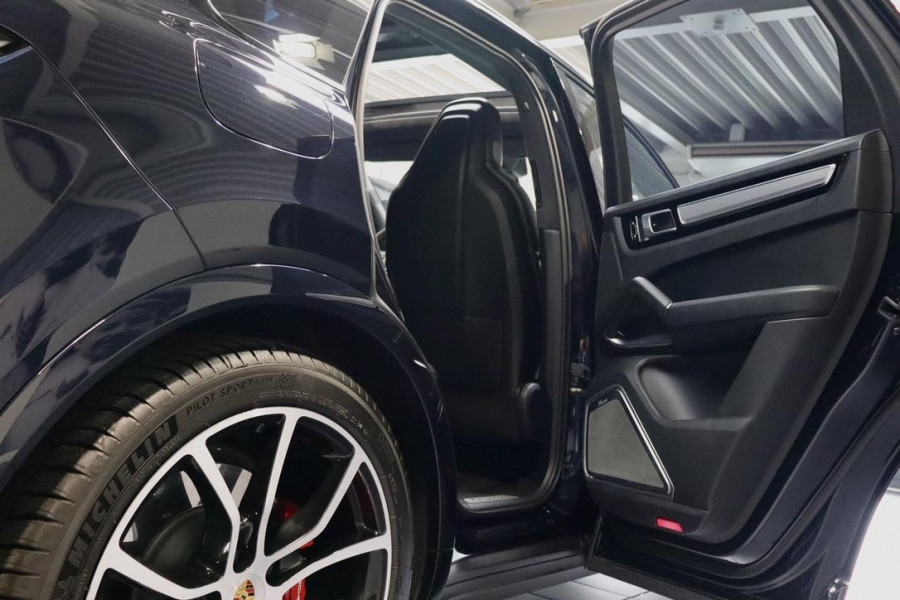 Porsche Cayenne 4.0 Turbo |4wStur|PANO|PDLS+|PSCB remschijven