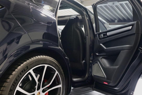 Porsche Cayenne 4.0 Turbo |4wStur|PANO|PDLS+|PSCB remschijven