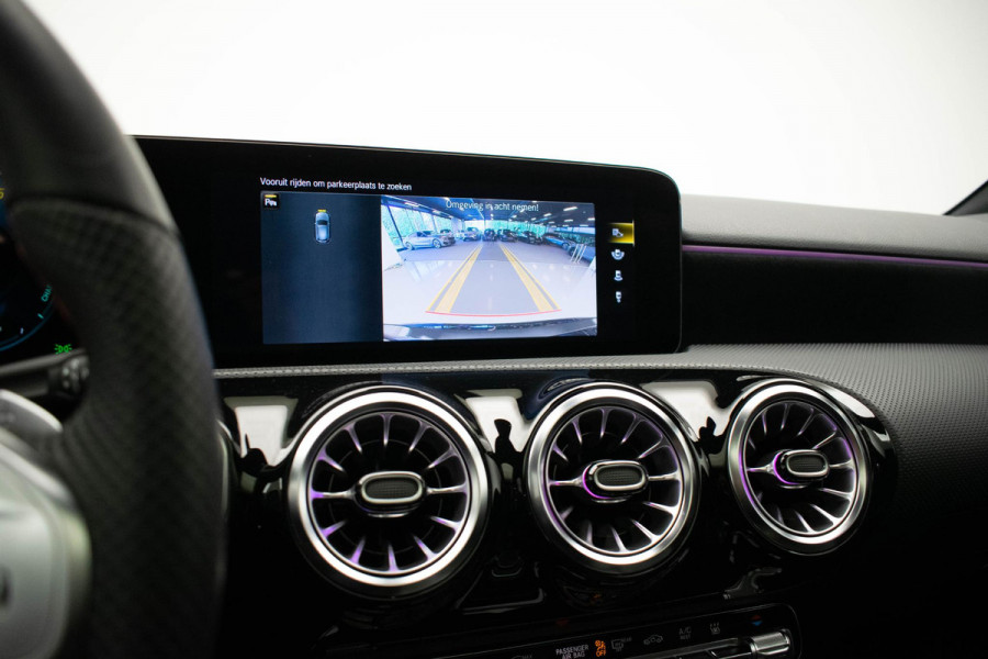 Mercedes-Benz A-Klasse 250 e AMG Line |Pano|Ambient|Camera
