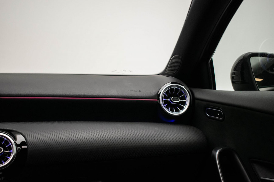 Mercedes-Benz A-Klasse 250 e AMG Line |Pano|Ambient|Camera