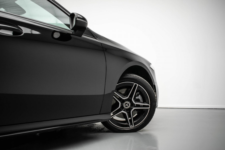 Mercedes-Benz A-Klasse 250 e AMG Line |Pano|Ambient|Camera