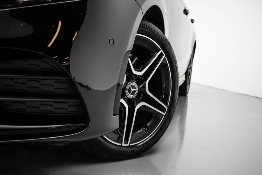 Mercedes-Benz A-Klasse 250 e AMG Line |Pano|Ambient|Camera