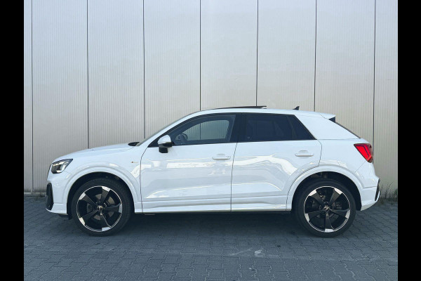 Audi Q2 35 TFSI S Line Automaat / Pano / LED / Keyless / Carplay / Camera
