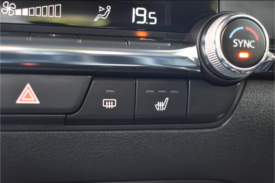 Mazda 3 2.0 e-SkyActiv-G M Hybrid 150 Sportive / Adaptive Cruise C. / Camera / Parkeerhulp / Apple Carplay / BOSE / Head up / Multimedia