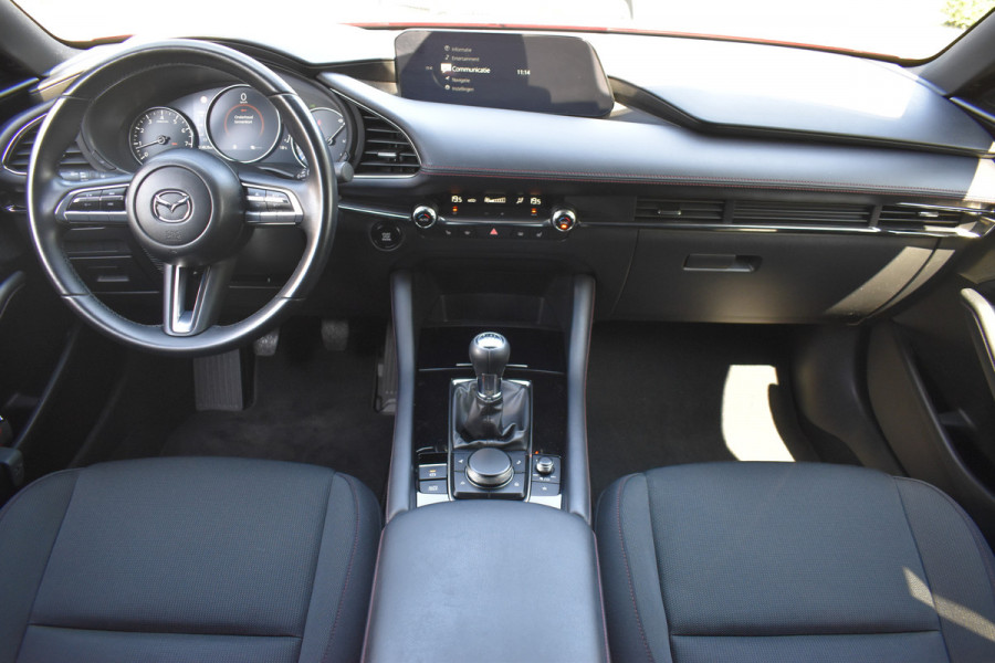 Mazda 3 2.0 e-SkyActiv-G M Hybrid 150 Sportive / Adaptive Cruise C. / Camera / Parkeerhulp / Apple Carplay / BOSE / Head up / Multimedia