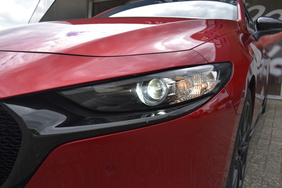 Mazda 3 2.0 e-SkyActiv-G M Hybrid 150 Sportive / Adaptive Cruise C. / Camera / Parkeerhulp / Apple Carplay / BOSE / Head up / Multimedia