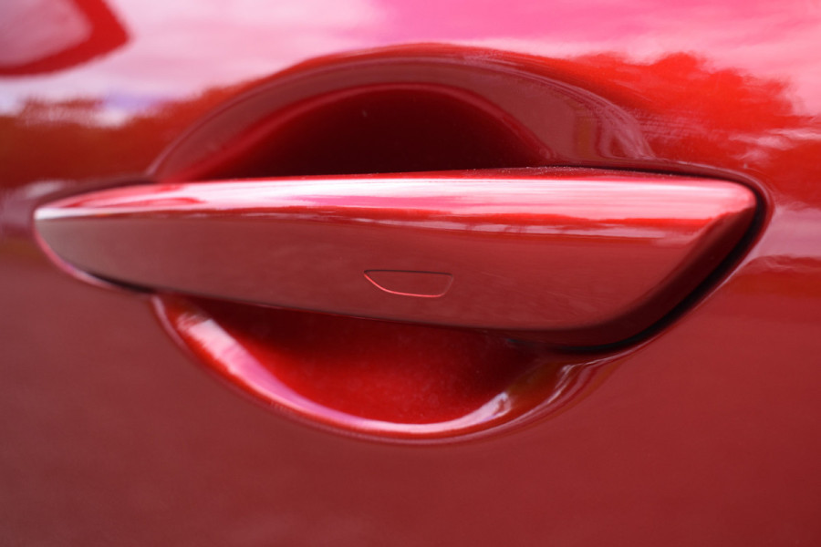 Mazda 3 2.0 e-SkyActiv-G M Hybrid 150 Sportive / Adaptive Cruise C. / Camera / Parkeerhulp / Apple Carplay / BOSE / Head up / Multimedia