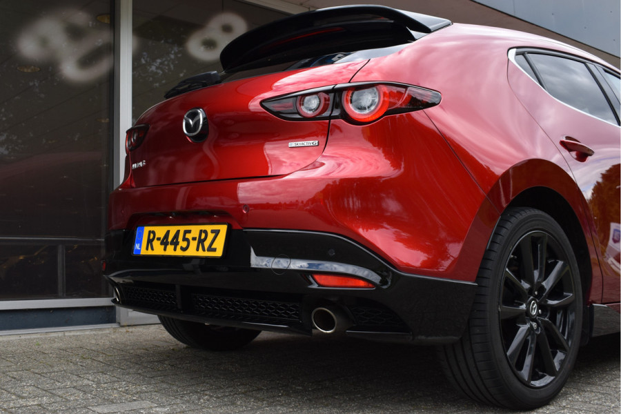 Mazda 3 2.0 e-SkyActiv-G M Hybrid 150 Sportive / Adaptive Cruise C. / Camera / Parkeerhulp / Apple Carplay / BOSE / Head up / Multimedia