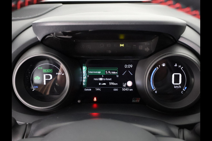Toyota Yaris 1.5 Hybrid GR Sport | Navigatie | JBL-audio | 18 inch velgen |