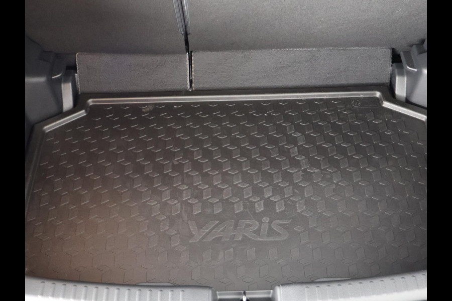 Toyota Yaris 1.5 Hybrid GR Sport | Navigatie | JBL-audio | 18 inch velgen |